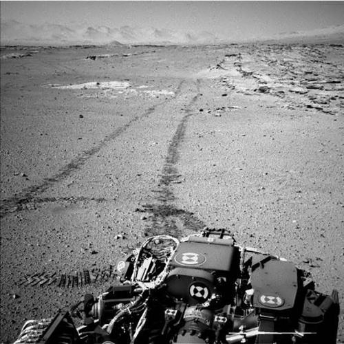 Curiosity'den sıradışı Mars resimleri