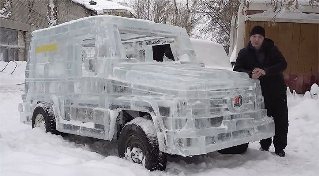 Arabasını buzdan yaptı