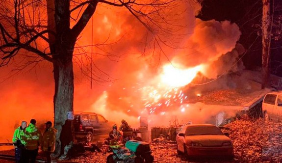 Amerika'da 6 kişi yanan evde öldü