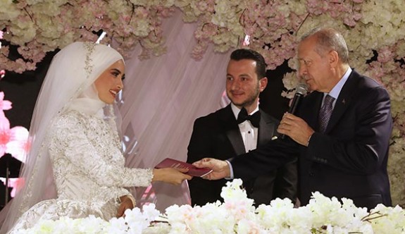 Cumhurbaşkanı Recep Tayyip Erdoğan nikah şahidi oldu