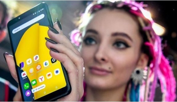 Yandex'ten akıllı telefon tanıtımı