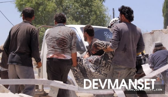 İdlib içerisinde bombalı arabayla saldırı yaptılar