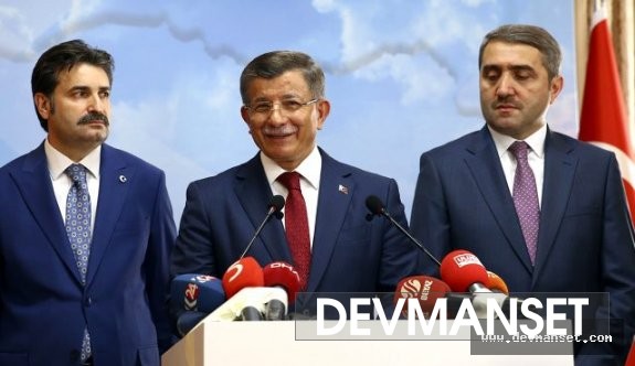 Davutoğlu en sonunda sahaya ineceğini açıkladı