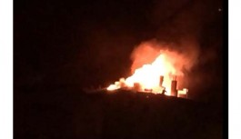 Sivas ilindeki yangın evi kül etti