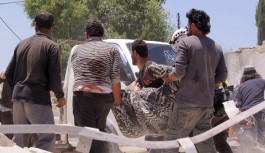 İdlib içerisinde bombalı arabayla saldırı yaptılar