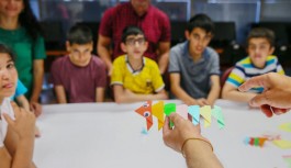 Kodlama özel çocuklara origami ile öğretiliyor