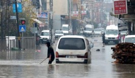 Adana ilinde okullara yağmur tatili