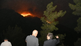 Marmaris'te çıkan orman yangını büyüdü, 8 saattir söndürme çalışmaları devam ediyor