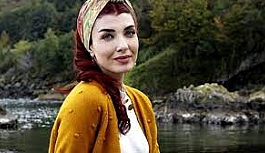 Sevilen oyuncu Mustafa Kemal'in annesi Zübeyde Hanım rolüne hayat verecek!