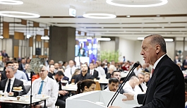 Cumhurbaşkanı Erdoğan, sağlık çalışanlarıyla iftarda bir araya geldi